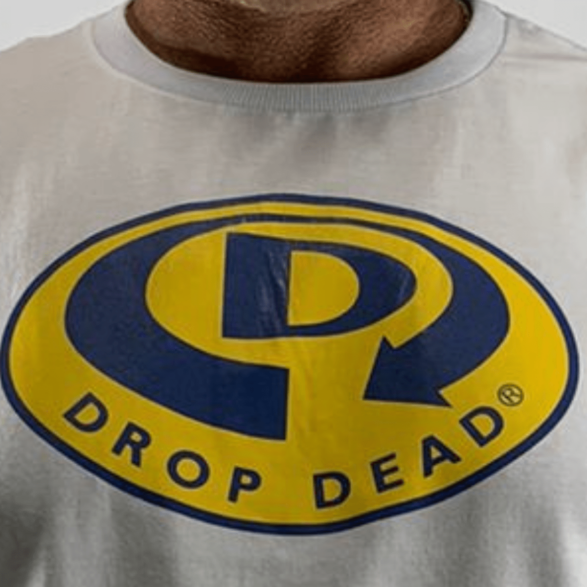 Camiseta Drop Dead Classic Logo Big Branco - Gord's House