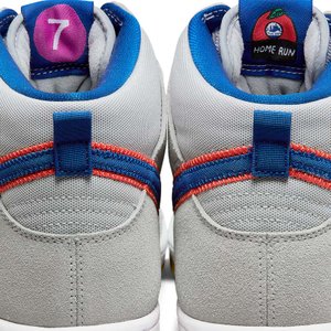 Mets color nike store sneakers